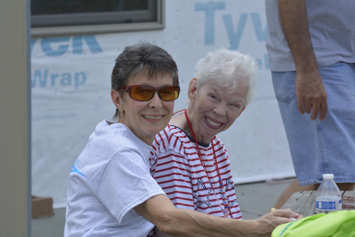 Picture of Independence Executive Director and Dianne Seyler at the July 4 picnic.
