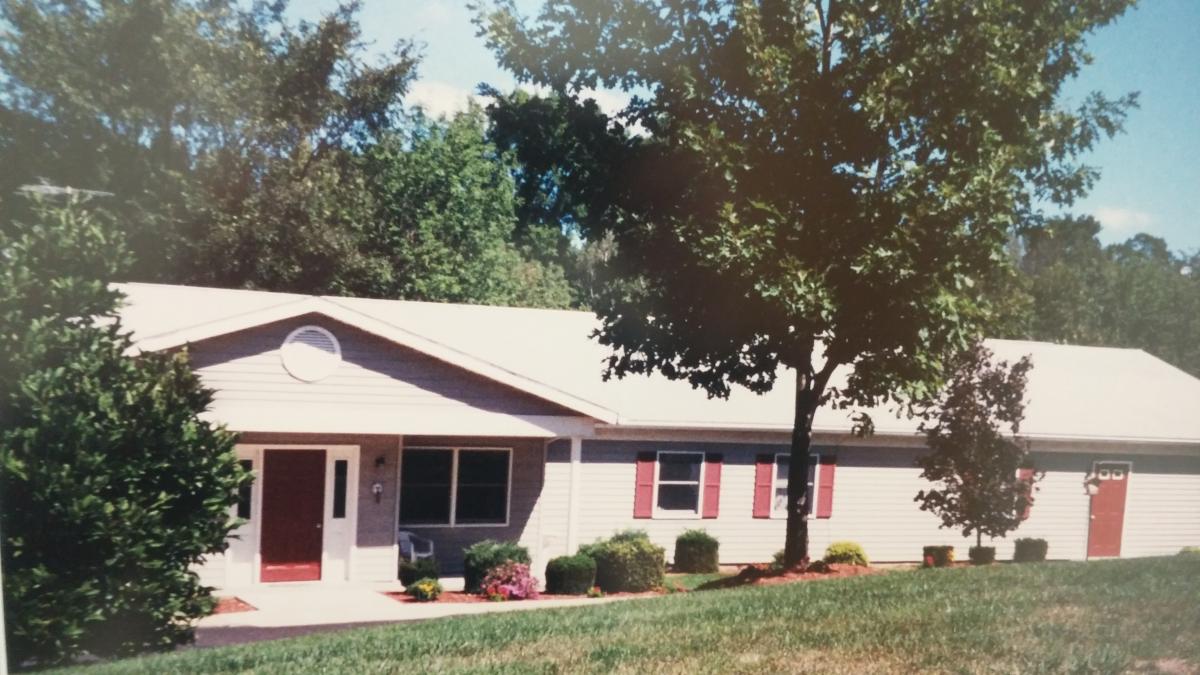 Picture of our Lake St group home in Ravenna Ohio.