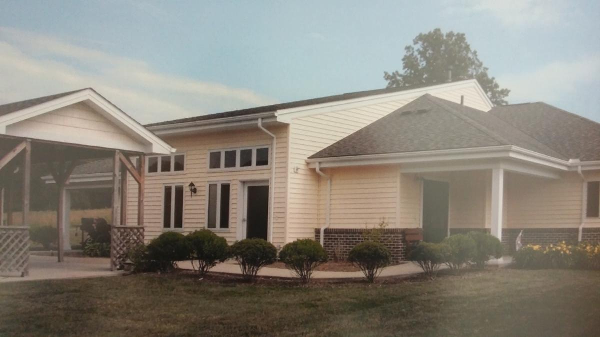 Picture of the Lincoln group home on Loomis Pky in Ravenna Ohio.